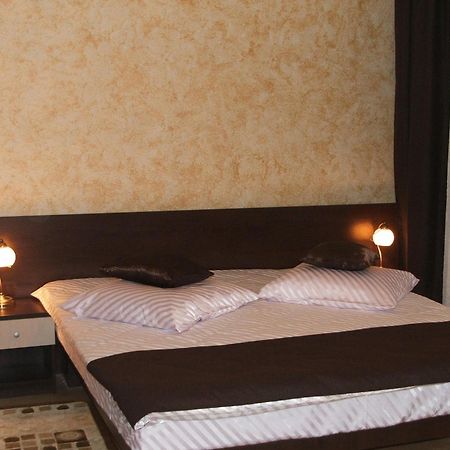 Pension Cleopatra Târgu-Mureş Dış mekan fotoğraf