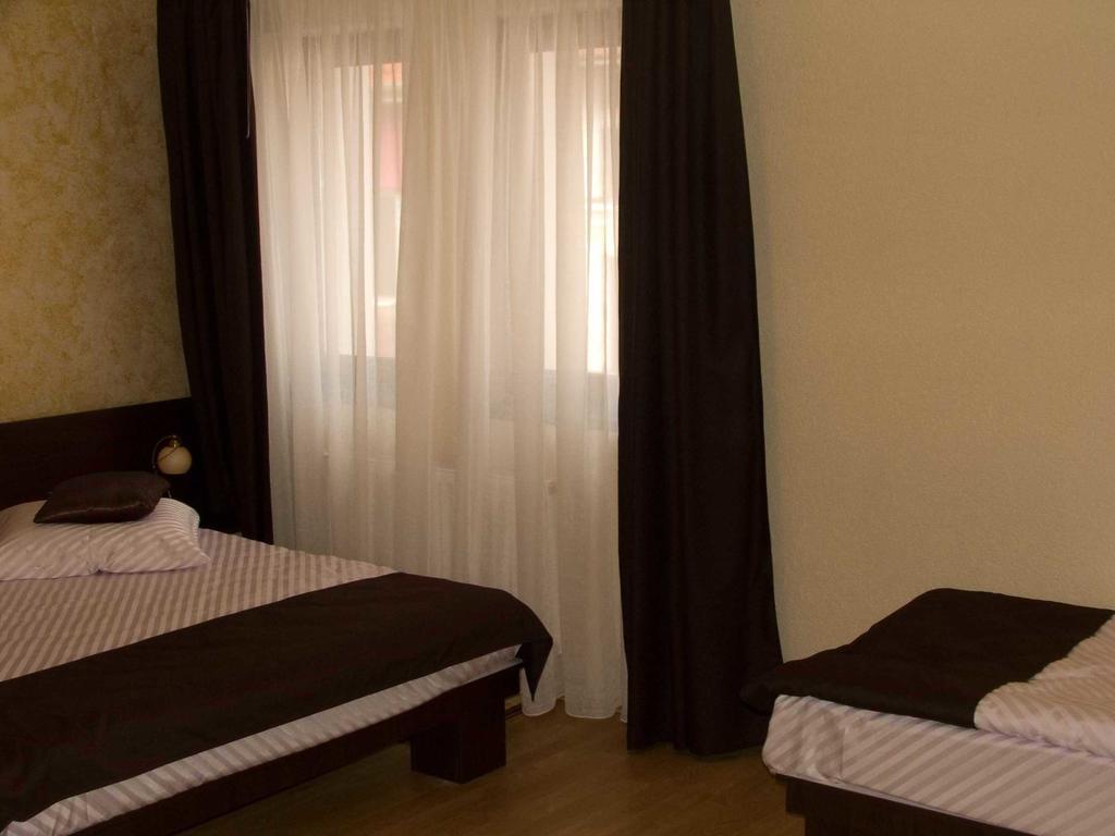 Pension Cleopatra Târgu-Mureş Dış mekan fotoğraf